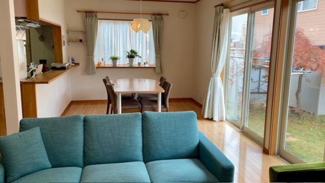 Guesthouse　You&I Fujikawaguchiko Exteriör bild